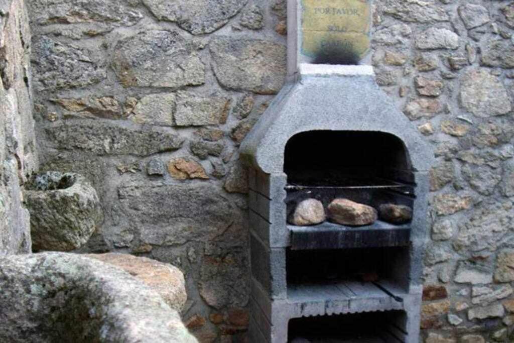 Casa Rural Lucia Es Una Casa Rural Amplia Con Pat Cabezas Bajas Buitenkant foto